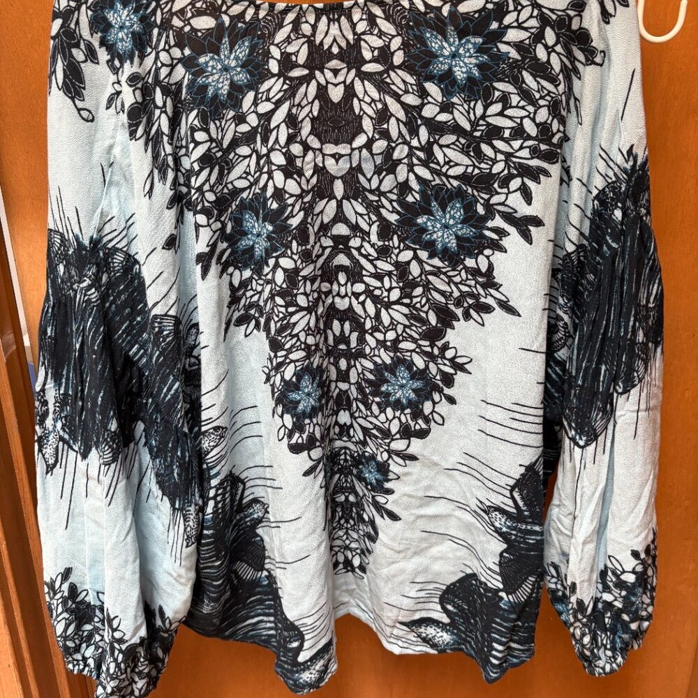 Free People Birds of a Feather Blue Floral Bird Blouse S Balloon Sleeve